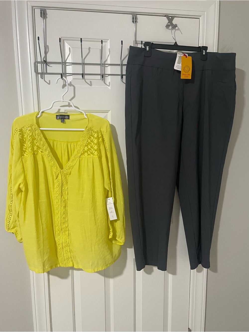 Ruby Rd 22w nwt yellow gauze top nwt 2x  Straight-Leg Trousers